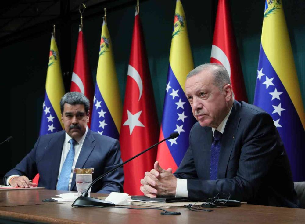 Cumhurbaşkanı Erdoğan  Şahsiyet yoksunu siyasete Türkiye olarak ‘evet’ demiyoruz