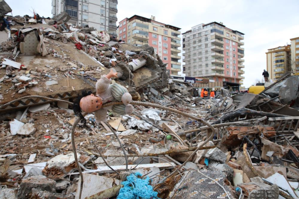 Depremde Can Kaybı Sayısı 3 Bin 549a Yükseldi